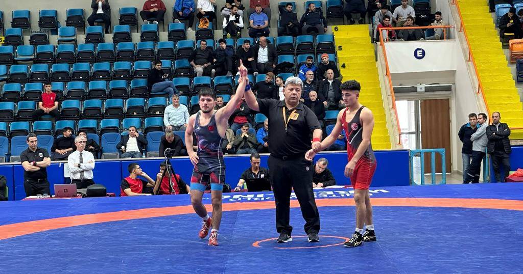 ŞAMPİYON MUHAMMET KARAVUŞ